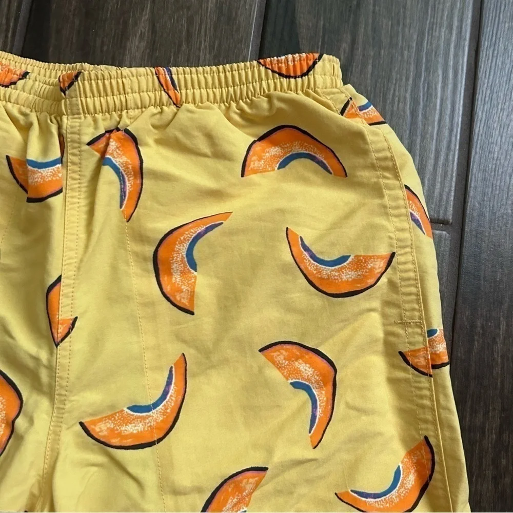 Patagonia Men’s Baggies 5” Swim Trunks Melon Print Yellow Sz XS